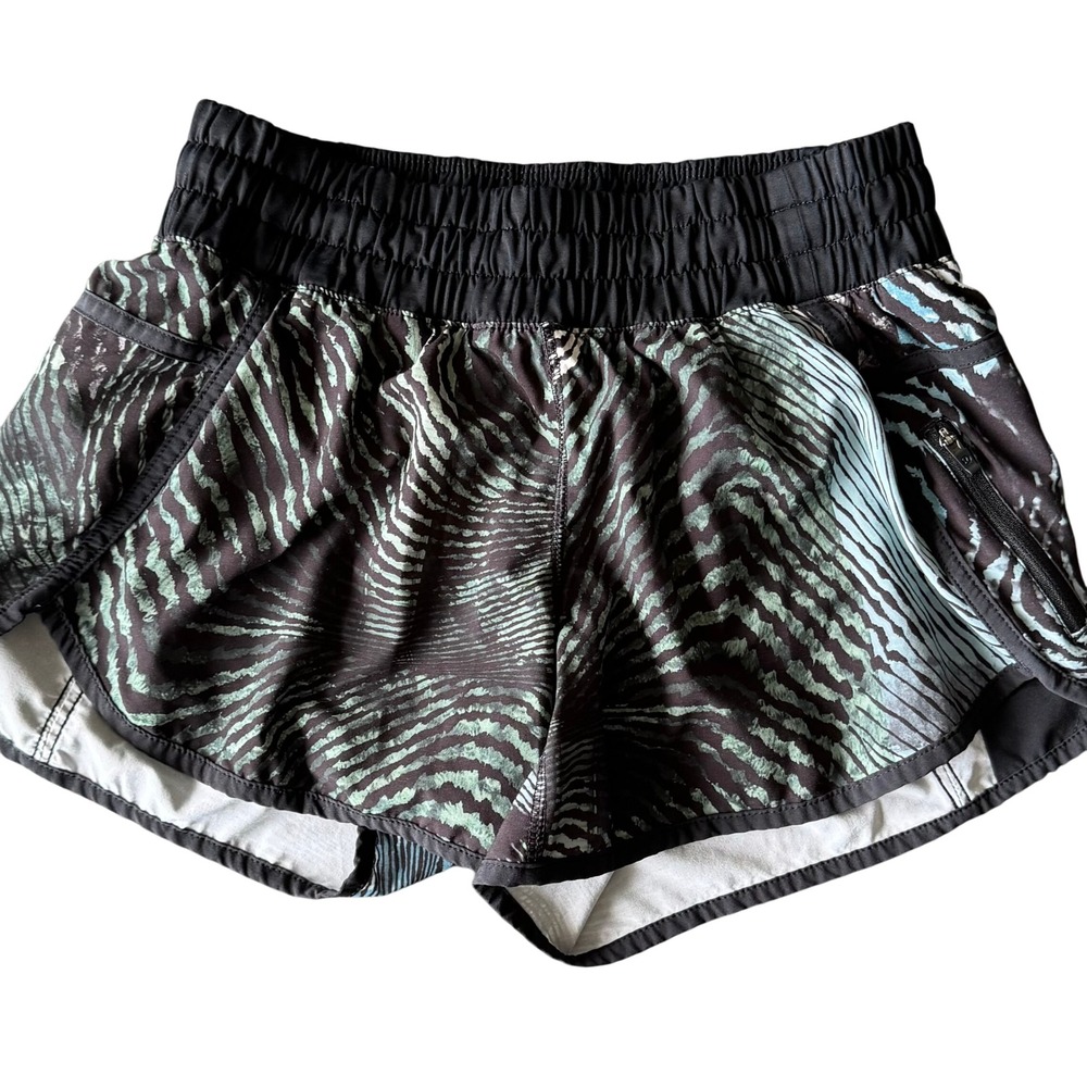 Lululemon Running Shorts Womens 6 Black Teal Zebra Print Zip Pocket 4 In
